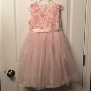 Girls dress